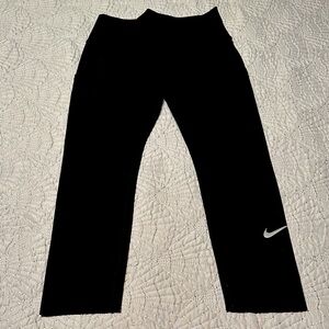 Nike Women’s Black Running Capri Leggings, EUC (Looks New), Size Small